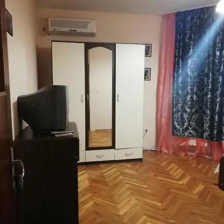 Trendafilovi Apartment *